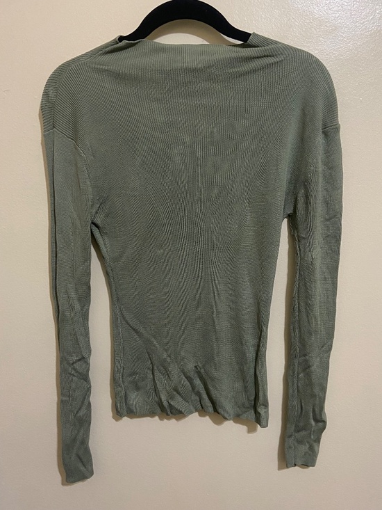 Ribbed Green Long Sleeve - Picture 2 of 2